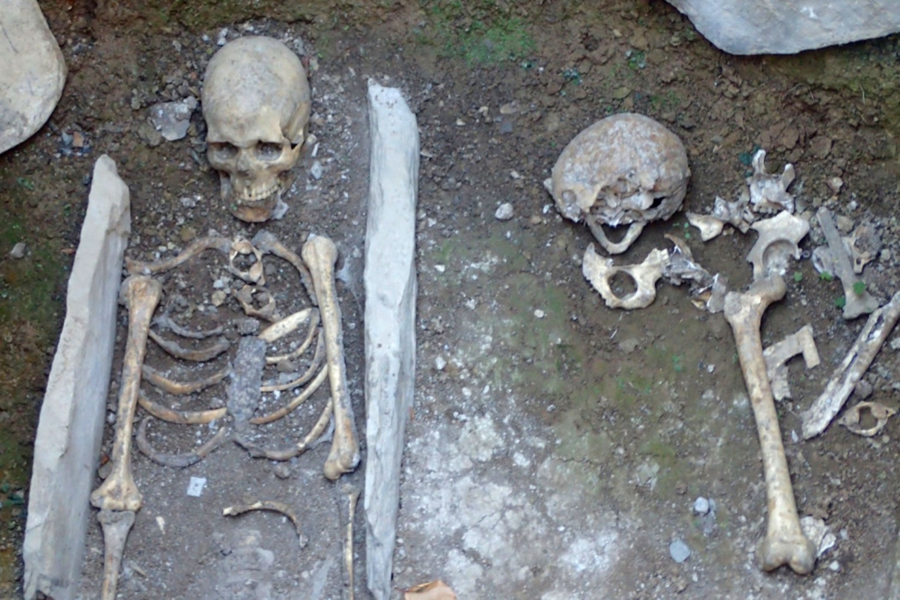 “Evidence of long-boned Vikings?” The crypts Salopek crossed at Kiş, Azerbaijan, “contained some very tall medieval people. One man was at least six-foot-six. A woman was seven-two.”